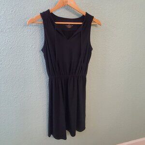 Sonoma Life + Style Black Sleeveless dress - Sz XS